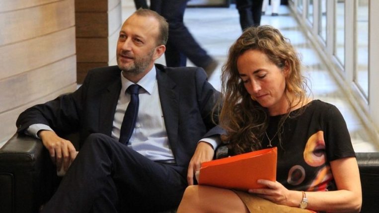 Marí continúa su guerra contra Cs mientras Punset guarda silencio desde Bruselas
