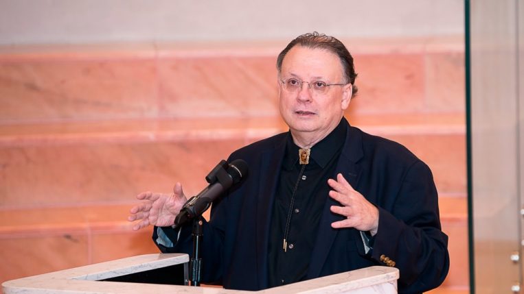 César Vidal tras cinco años de exilio: "Me fui porque iban a atentar contra mi domicilio" 1 Moncloa César Vidal