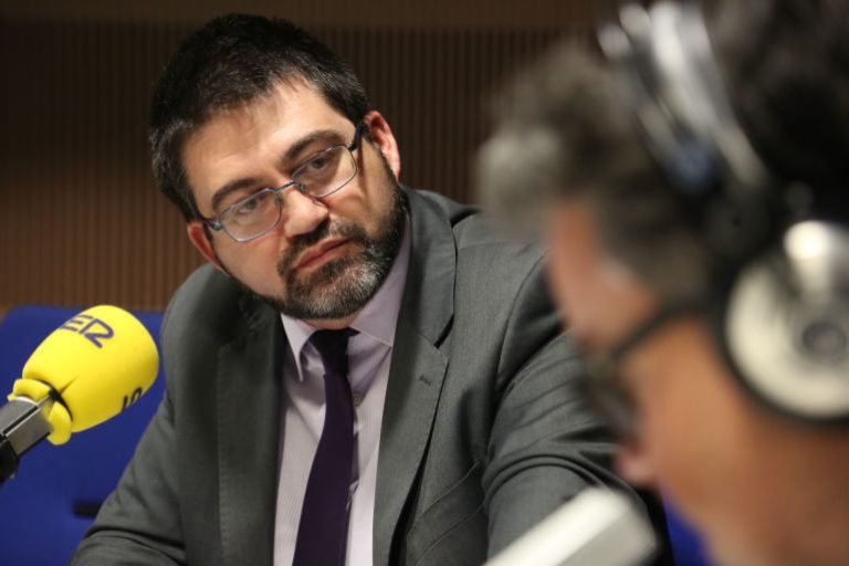 Iglesias ‘sacrifica’ a Sánchez Mato para asegurar el escaño y el apoyo del PCE