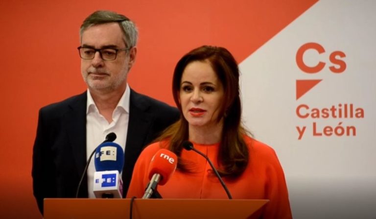 El ‘pucherazo’ de Silvia Clemente ensombrece a Cs e inyecta oxígeno al PP El ‘pucherazo’ de Silvia Clemente ensombrece a Cs e inyecta oxígeno al PP