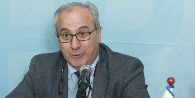 Juan Carlos Vera, el hombre del traje gris de todas las fotos del PP Juan Carlos Vera, el hombre del traje gris de todas las fotos del PP