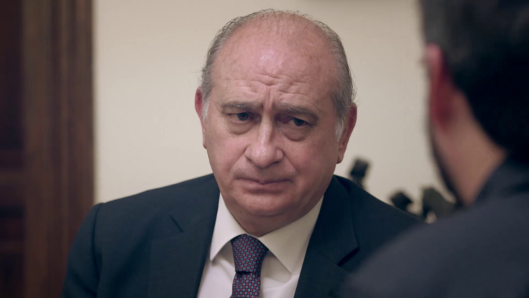 La nueva vida de Jorge Fernández Díaz: «decepcionado» por Casado y acorralado