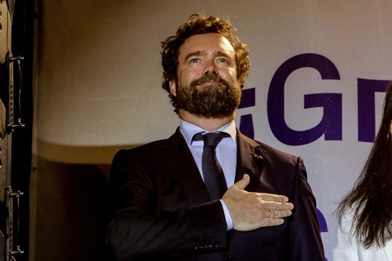 Vox advierte al PP del peligro de su estrategia y recuerda que están condenados a entenderse