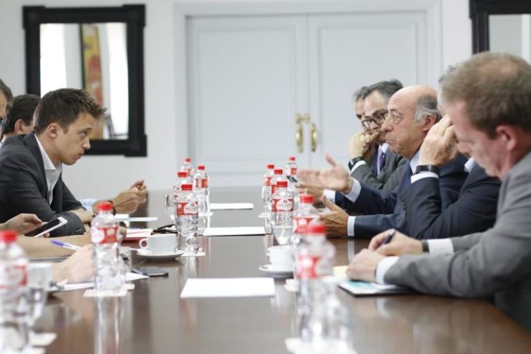 Errejón promete bajar el precio de las universidad públicas