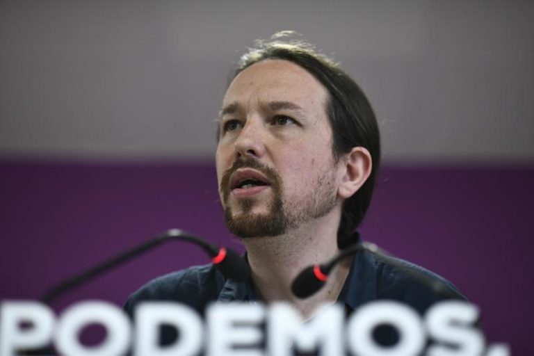 Iglesias tiende la mano a Errejón para unir a toda la izquierda