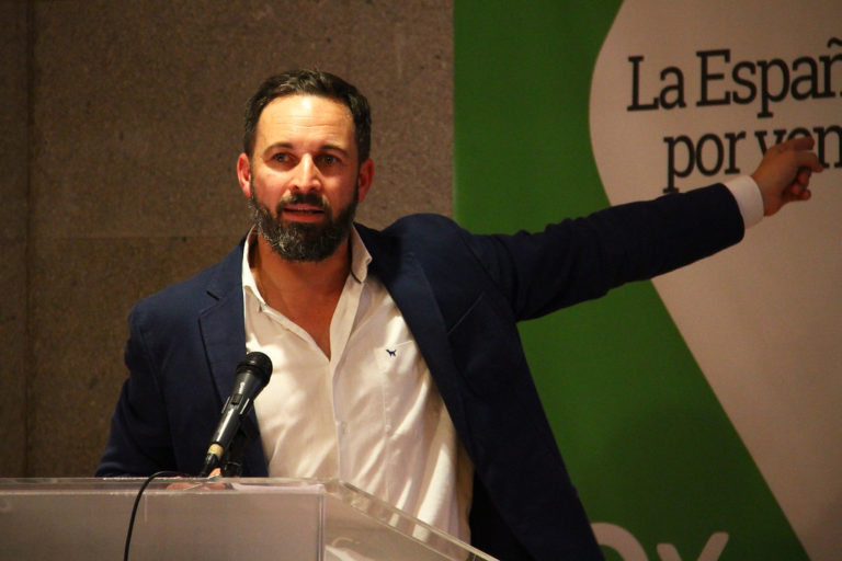 Santiago Abascal fía su futuro inmediato al sur tras su tropiezo en el norte