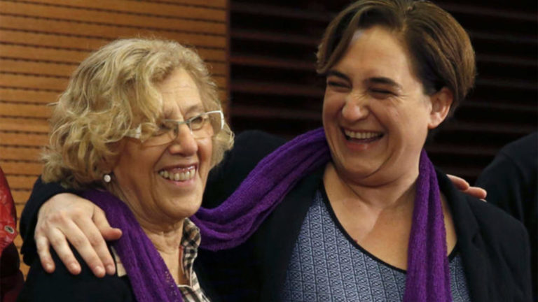 Carmena y Colau hunden a los ayuntamientos del cambio