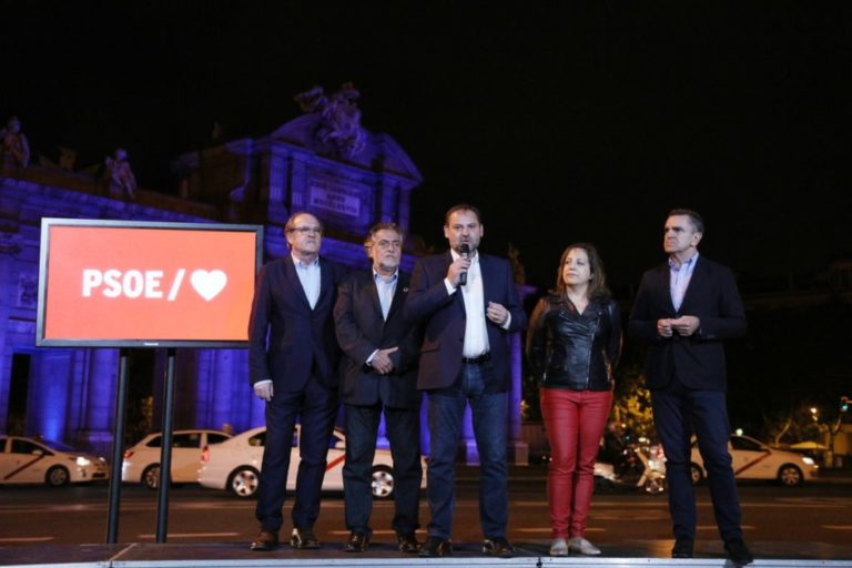 Las prioridades de los programas: PSOE, igualdad y género y PP unidad de España