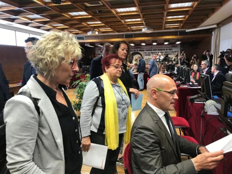 Romeva ya tiene su acta de senador y mañana asistirá a la constitución de la Cámara