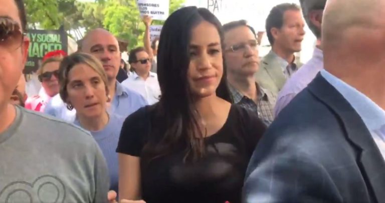 Vuelven los escraches: de Gallardón y Sáenz de Santamaría a Villacís