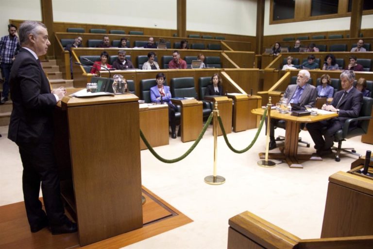 Cataluña: Urkullu dispuesto a alcanzar una “solución pactada”