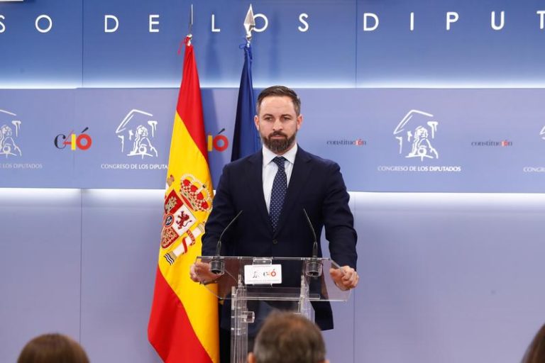 Vox se sirve de Andalucía para chantajear a Ciudadanos