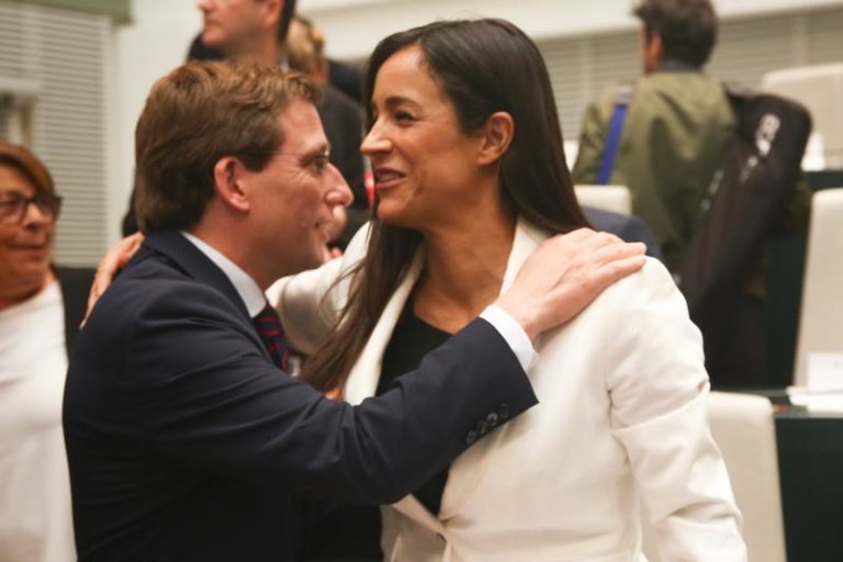 José Luis Martínez-Almeida  proclamado alcalde de Madrid con los votos de PP, Cs y Vox