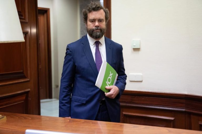 Vox ve a PP y Cs «muy parecidos» al PSOE y les insta a investir a Sánchez