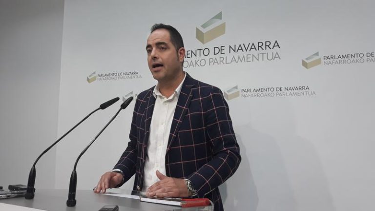PSN y Geroa Bai siguen sin  acuerdo horas antes de la constitución del Parlamento de Navarra