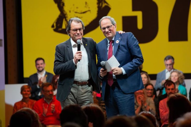 Mas se plantea intentar presidir la Generalitat tras su inhabilitación