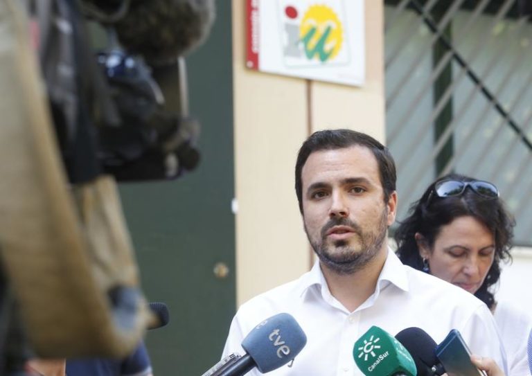 Garzón acusa al PSOE de exigir «apoyo gratis» para la investidura