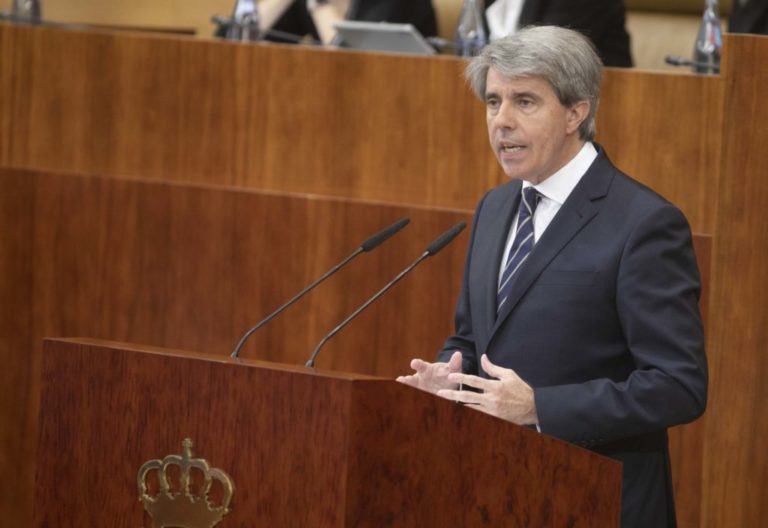 Los políticos que cambian de chaqueta (a veces más de una vez)