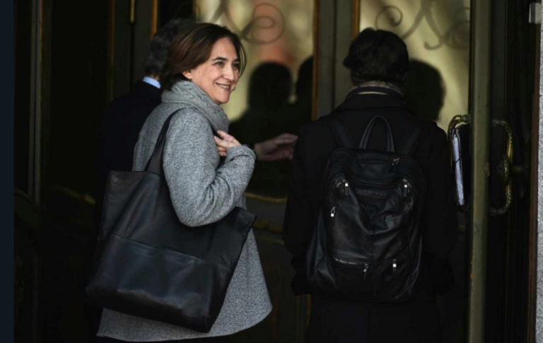 Las frases que alejan a Colau del independentismo… Y las que no