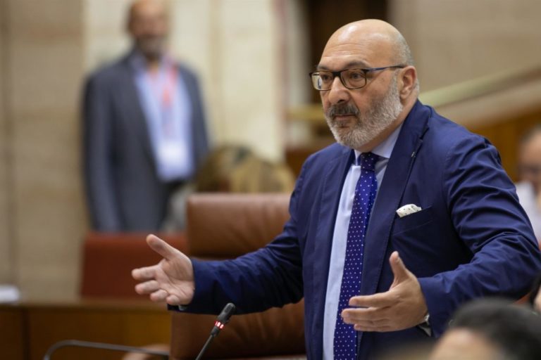 Vox formaliza su enmienda a la totalidad a los Presupuestos andaluces