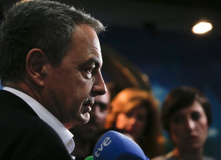Zapatero rechaza pactar con Bildu aunque es partidario del diálogo