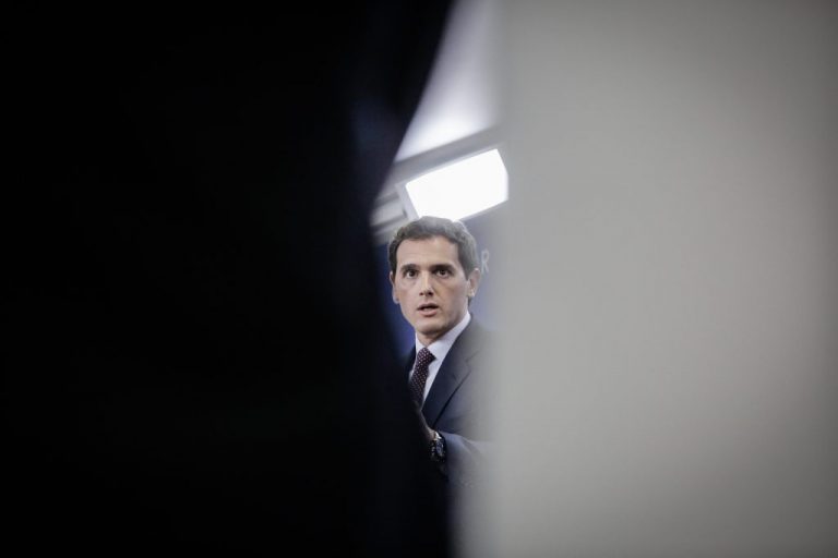 Las sombras del verano más difícil para Albert Rivera