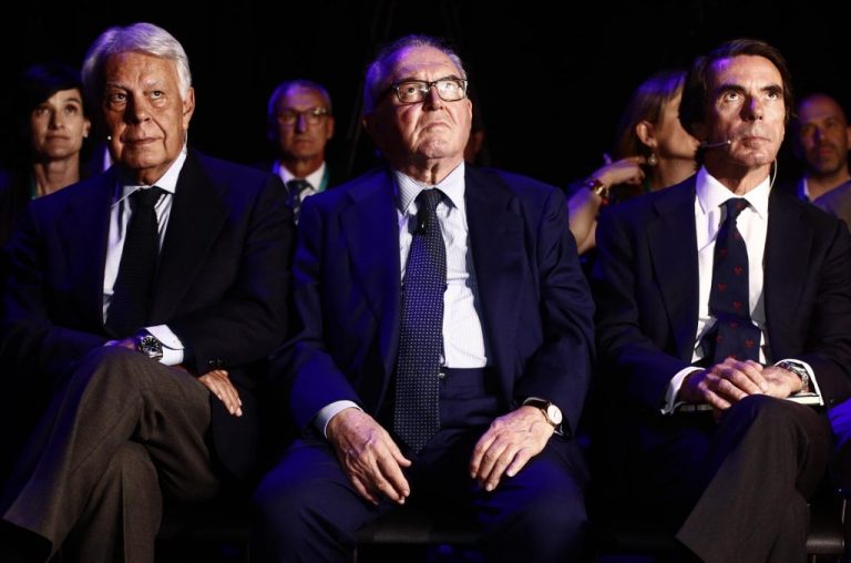 Aznar y González se unen para clamar contra la falta de consenso