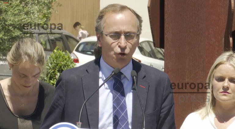 Alonso acusa al Gobierno vasco de construir un relato «exculpatorio» sobre el terrorismo de ETA