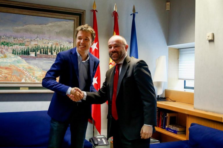 Errejón pide a Cs tres votos para investir a Gabilondo a cambio de no entrar en el Gobierno