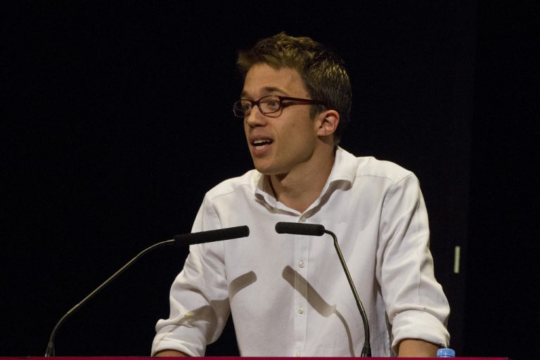 El estigma del fallido PDNI sobrevuela sobre Íñigo Errejón
