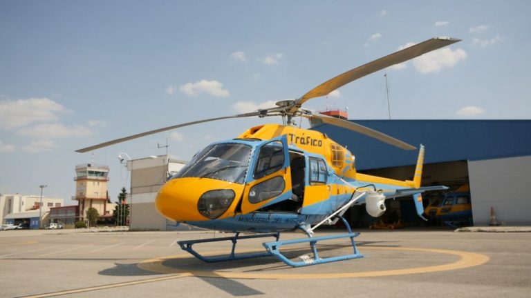 Así es un vuelo desde dentro del helicóptero Pegasus de la DGT