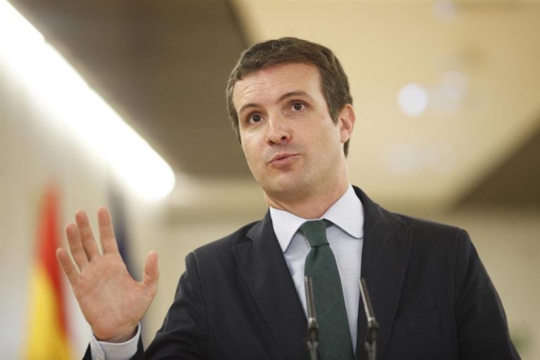 Casado pide a Sánchez que no entregue Navarra a «Batasuna»