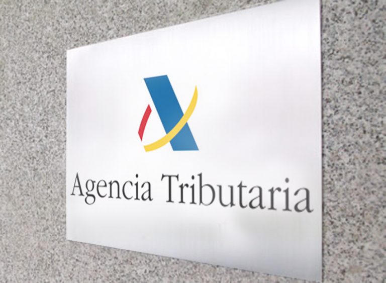 Los famosos que deben dinero a Hacienda