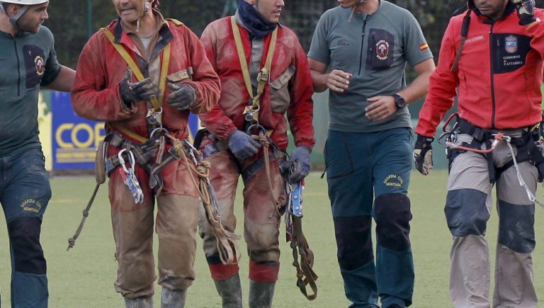 Espeleólogos perdidos y rescatados los últimos años