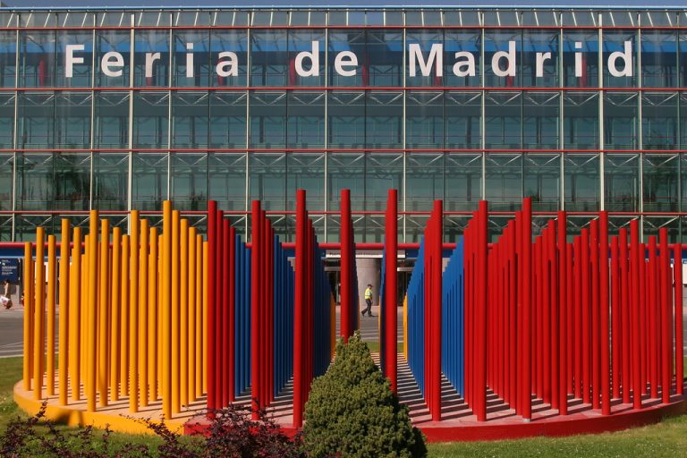 Ifema rompe su relación laboral con Ombuds y evita la huelga de vigilantes