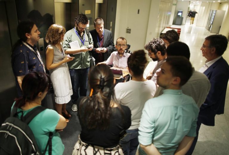 Podemos tacha de «excusa» la desconfianza de Sánchez