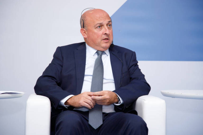 Serna Lorente: El día a día de una de las familias más ricas de España 2 Moncloa Serna Lorente