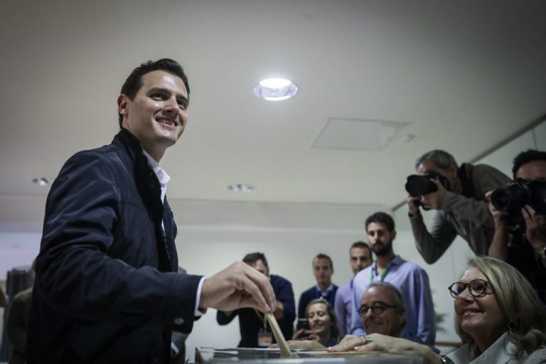 Ciudadanos carga contra PP y PSOE por los costes de la campaña electoral
