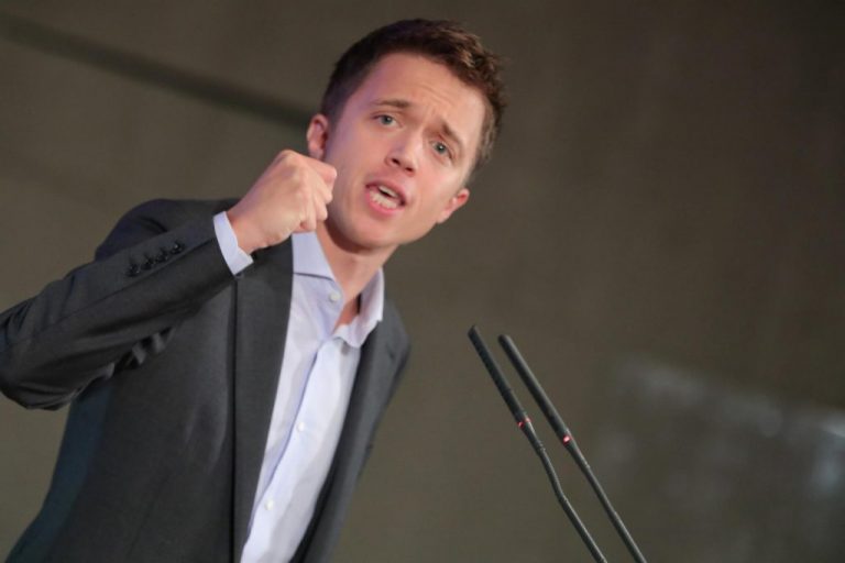 Equo se adelanta a sus bases y ya exige condiciones a Errejón