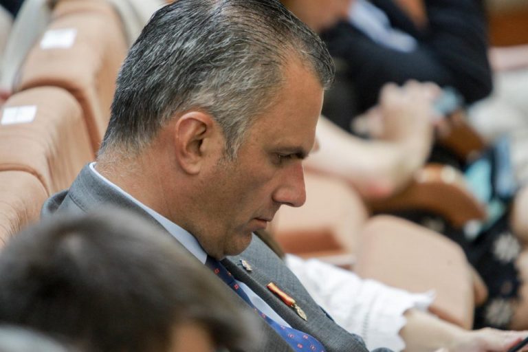 Vox critica a PP y Ciudadanos por «impulsar políticas de izquierda»