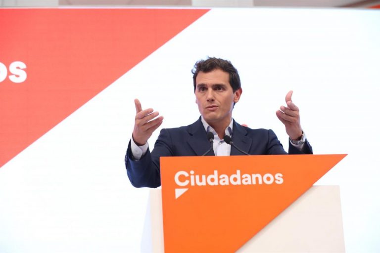 PSOE y Ciudadanos muestran su disposición a reunirse: «todavía hay tiempo»