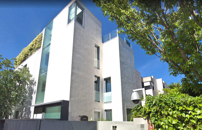 Espinosa de los Monteros, más protagonista que Santiago Abascal 6 Moncloa chalet Moncloa