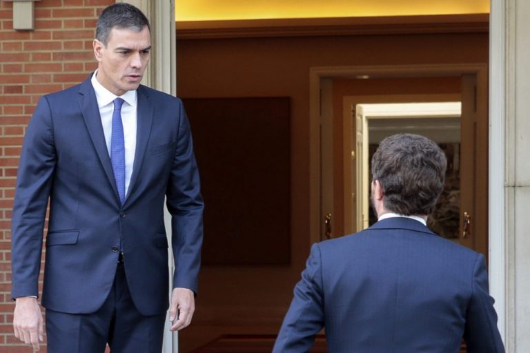 Pedro Sánchez se adelanta a Casado, por primera vez en meses, con su visita a Cataluña