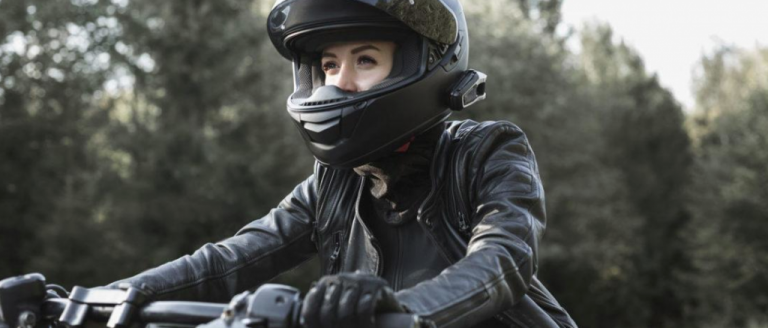 La DGT legalizará los intercomunicadores de moto en la primavera de 2020