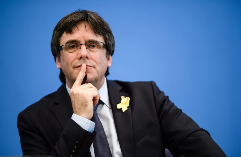 La Fiscalía belga pedirá este martes que se entregue a Puigdemont