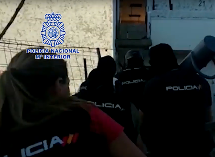 Detenido por tráfico de drogas y tenencia de armas en Puerto del Carmen 1 Moncloa tráfico de drogas y tenencia de armas prohibidas