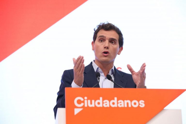 Rivera a Sánchez: «Cuidado, que te derriban el helicóptero»