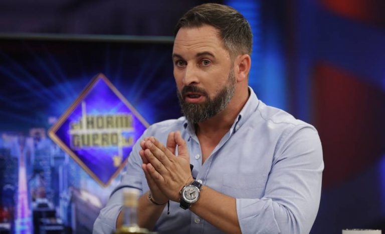 Abascal traslada la polémica de las redes y el Congreso a la televisión