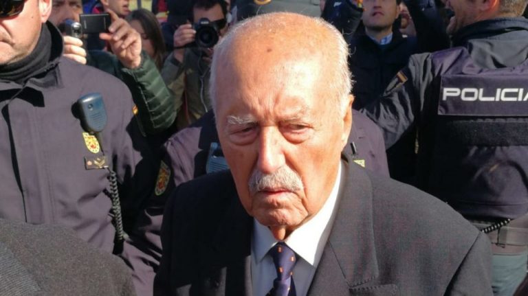 Antonio Tejero, entre la pintura y la Falange