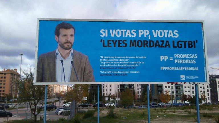 HazteOir, el brazo de Abascal para hacerle escrache a Casado